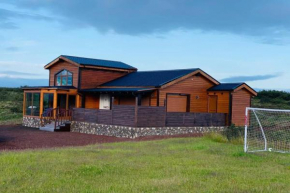 Large luxury Cabin On The Golden Circle Next To Kerið The Crater.